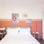 Lulu Suites - Sunset